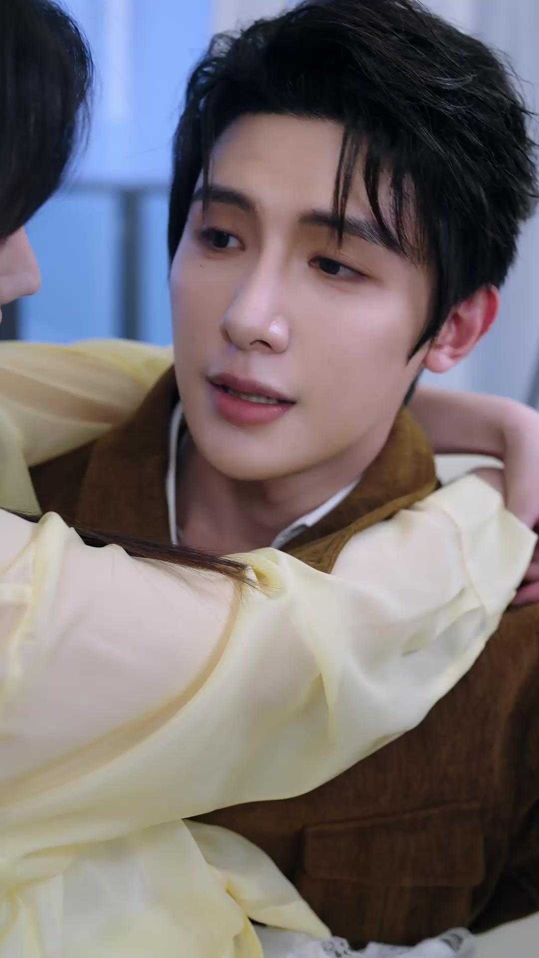 Suamiku adalah Musuh Keluargaku