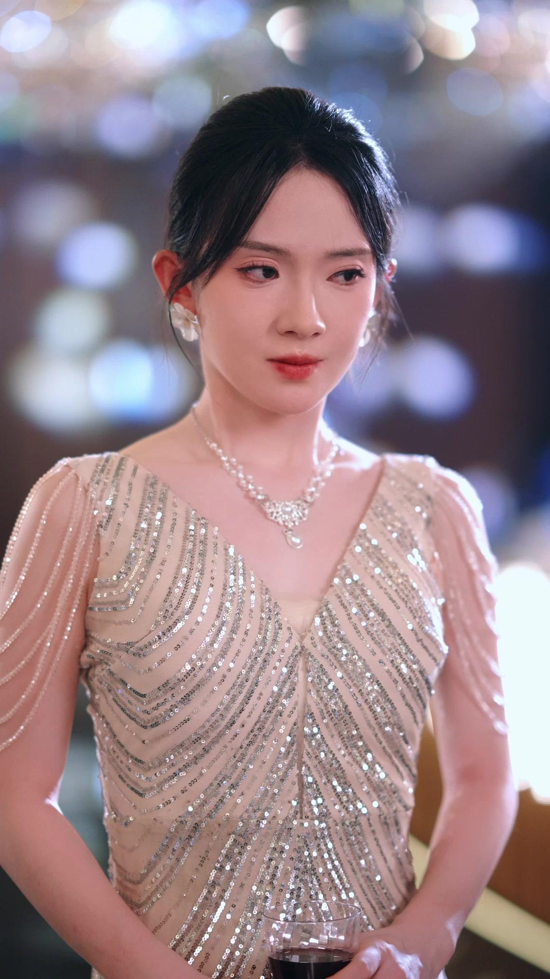 The Billionaire Disguises to Claim Me?