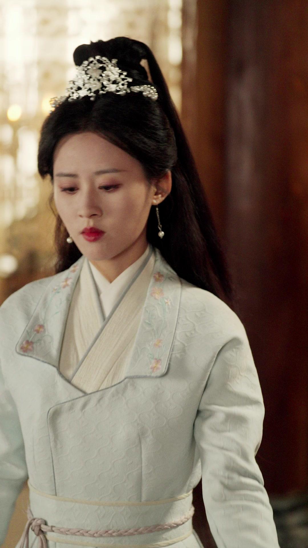 LA DÉTERMINATION DE LUCILLE