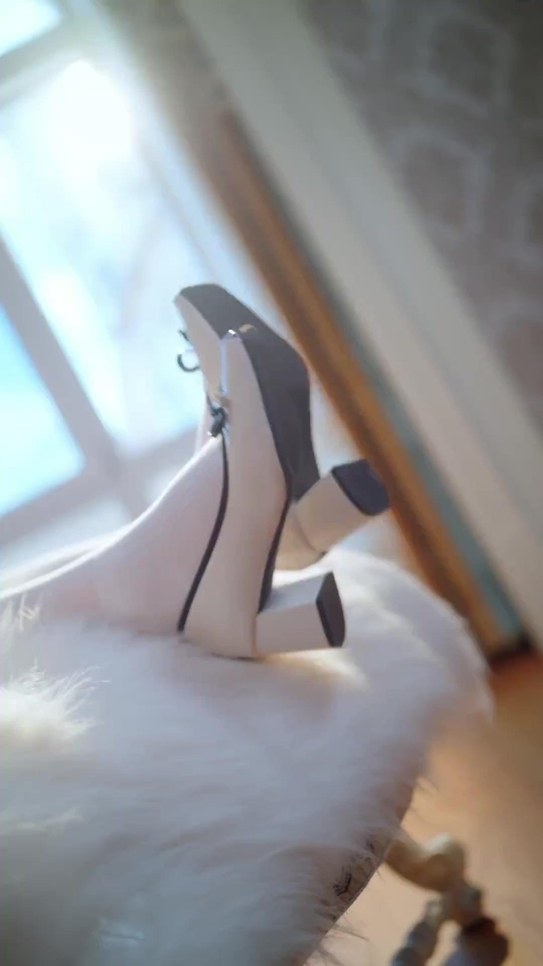 조연이 극본을 찢었다