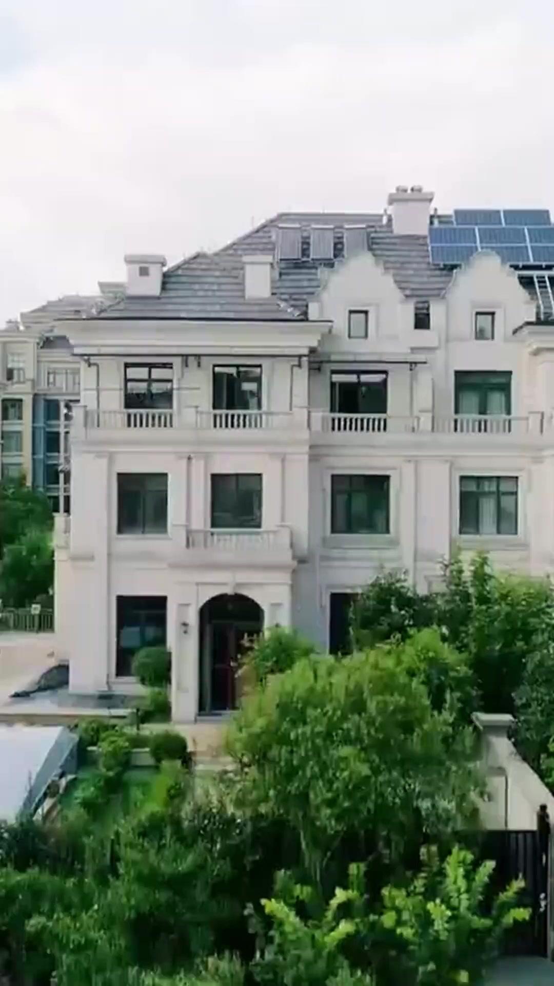 Mùa Xuân Thinh Lặng