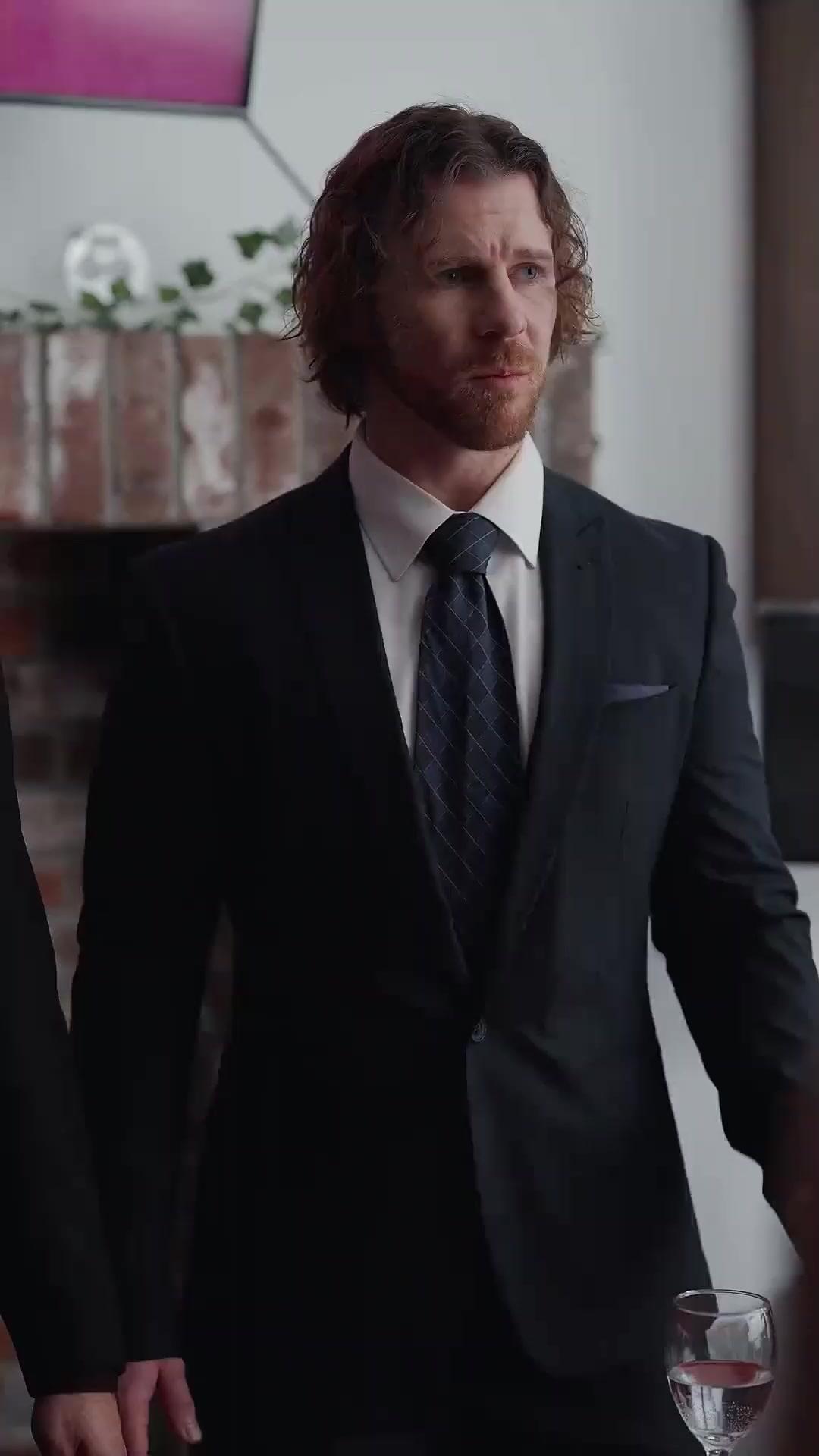 (Synchro)Die maskierte Gesangsdiva