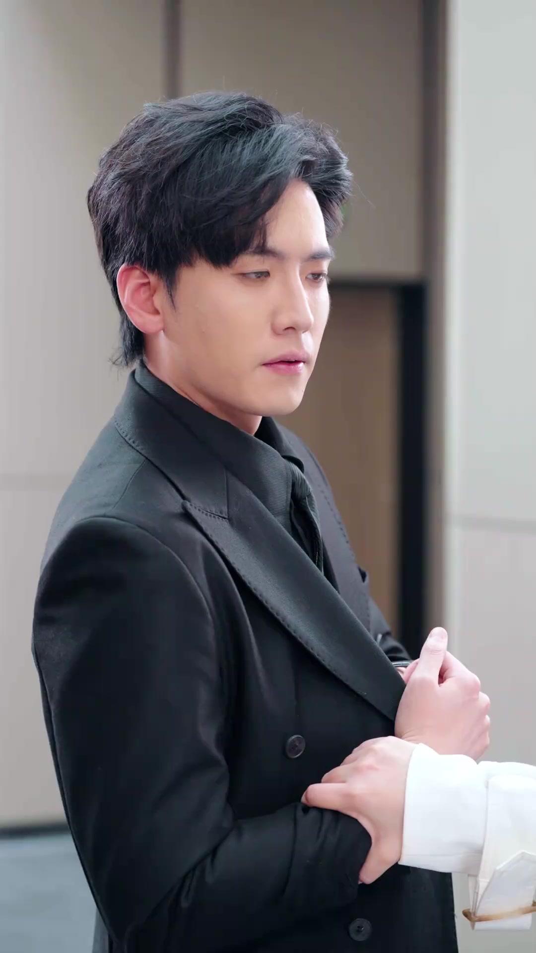 Accidentally Married My CEO