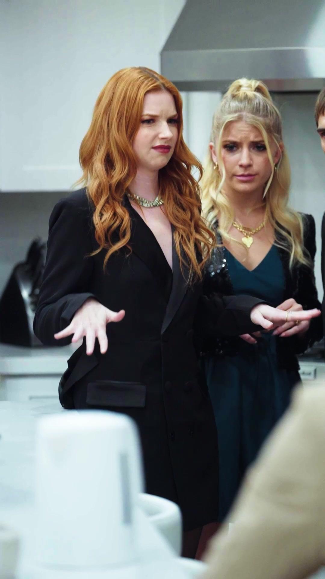  Love, Lies, and Christmas Surprise