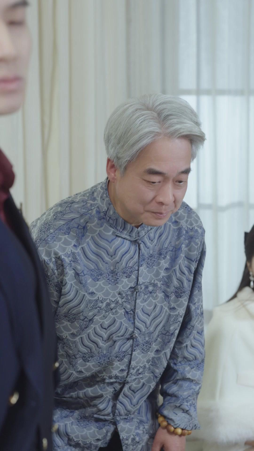 Taklukkan CEO Cantik yang Dingin