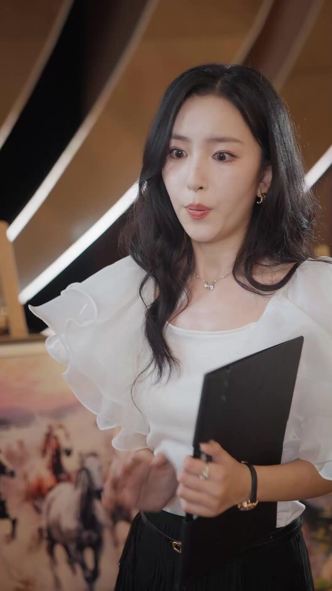 Suami Satpamku Itu Miliarder