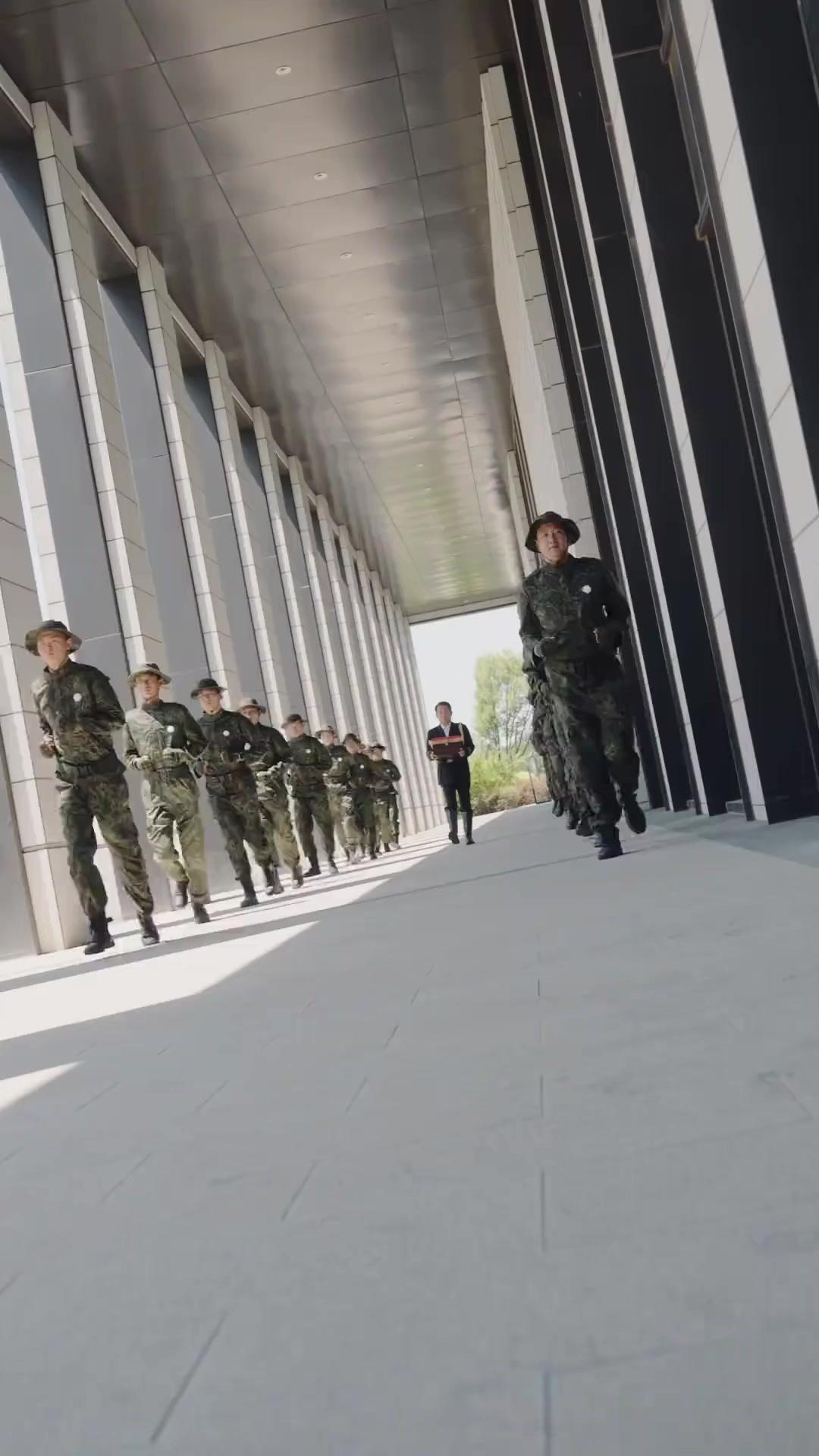 Kneel before Your Queen