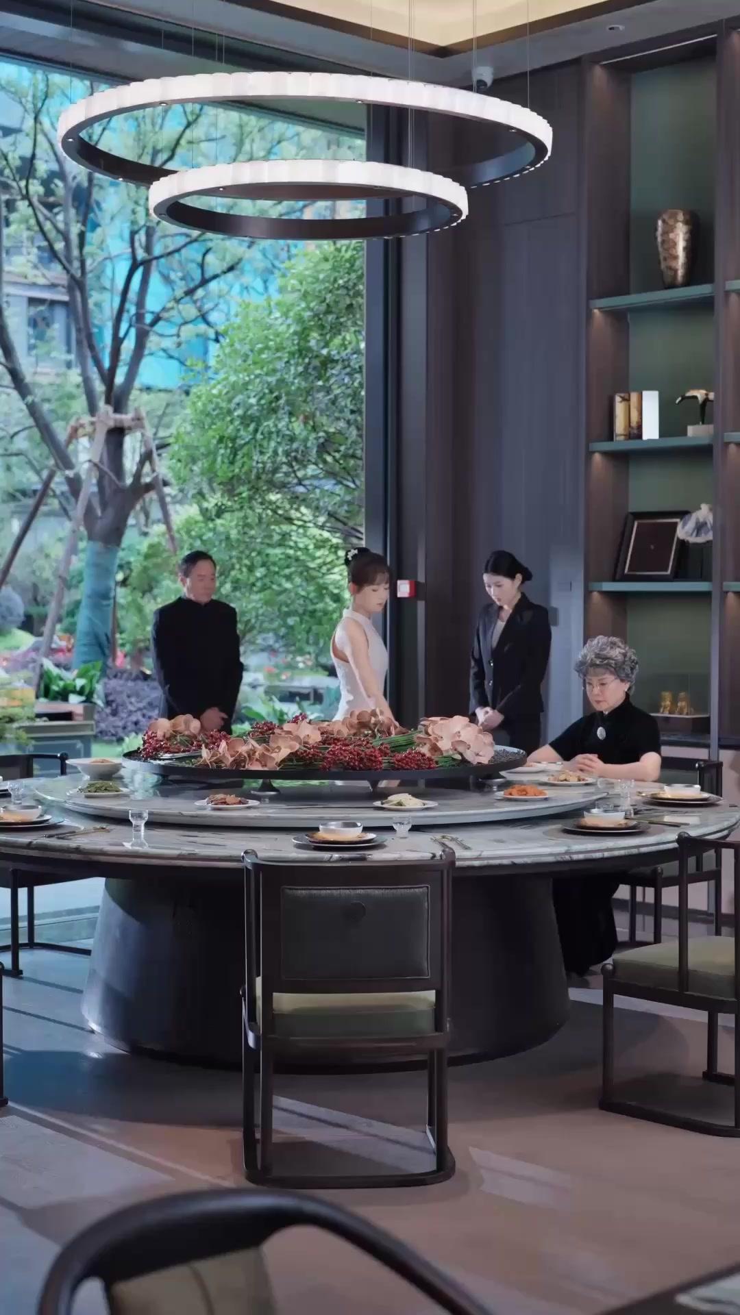 El jardín de las dos lunas