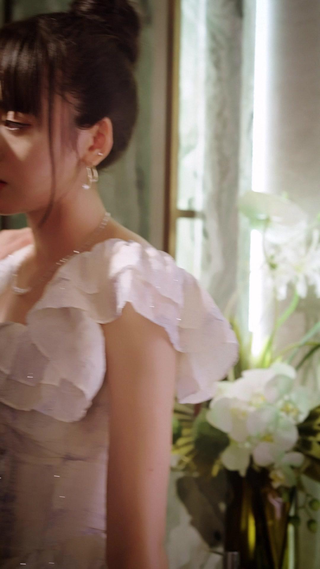 어둠 속에 찾아온 빛