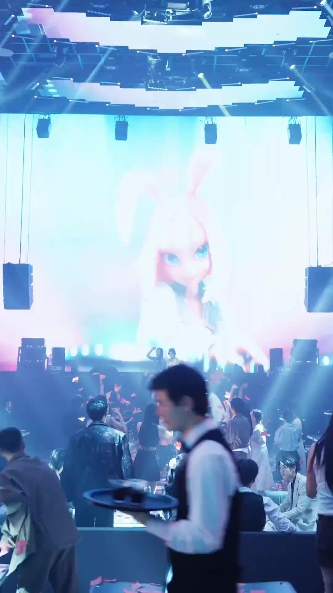 (Synchro) Falsches Spiel, wahre Gefühle