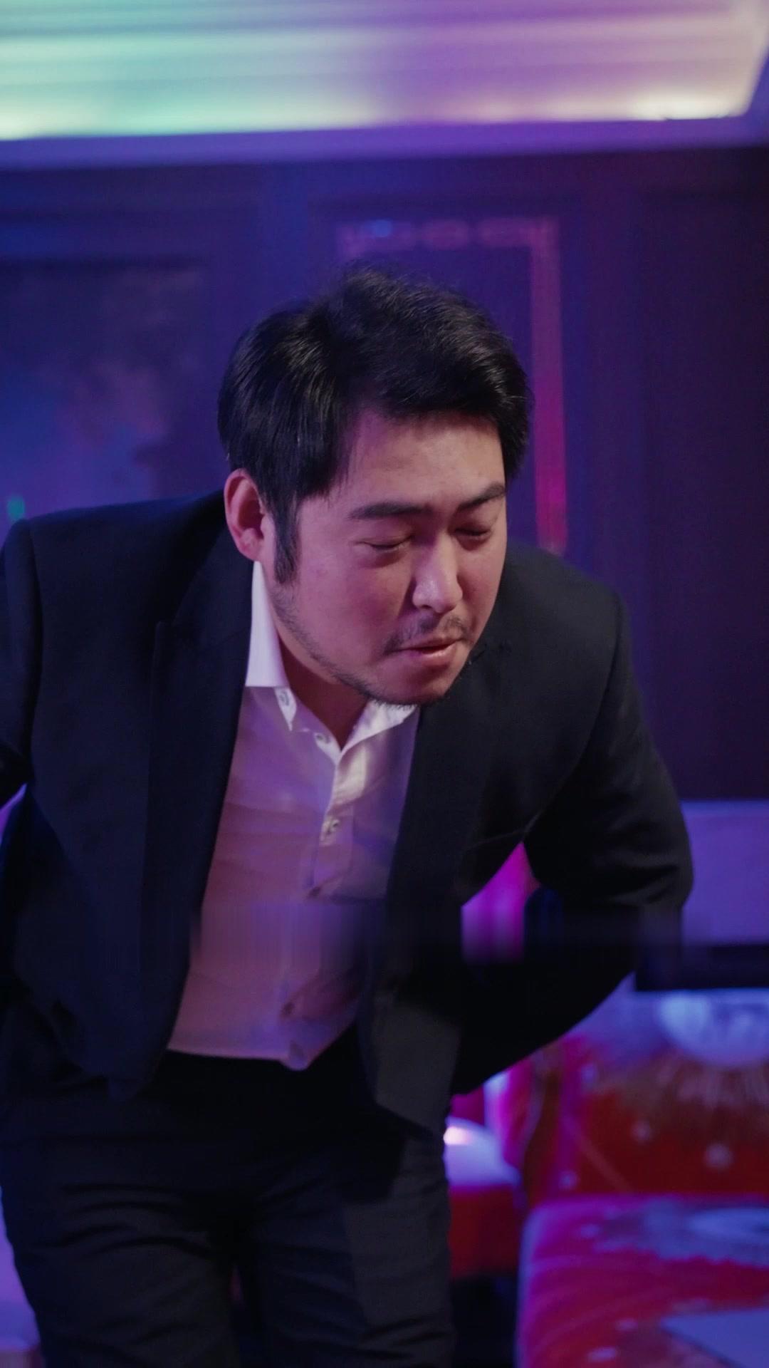 My Assistant Is My Lost Love?