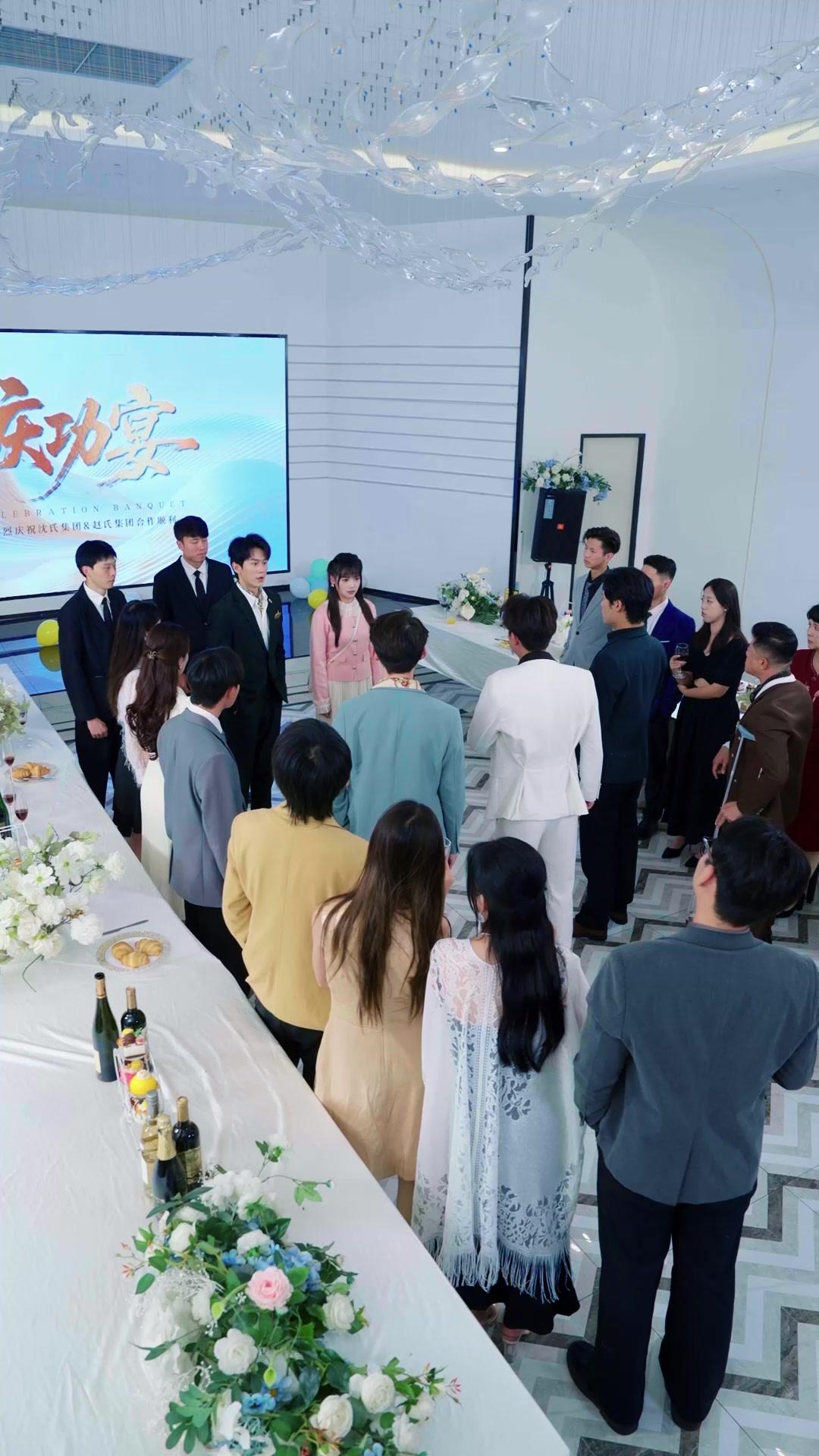 Hell Kitty Lashing Out