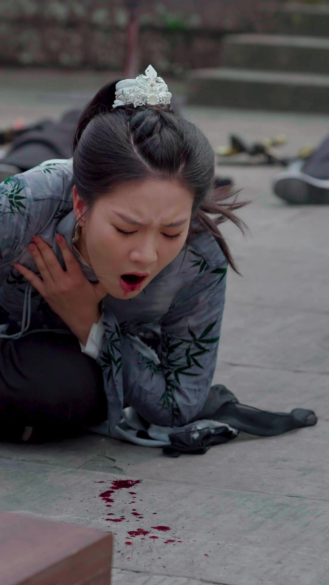 Fénix entre cenizas