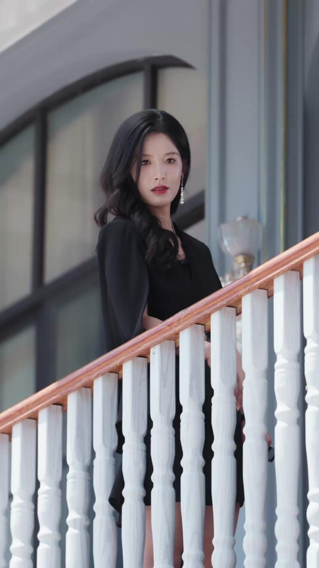 누나, 쟤 말고 나는 어때요