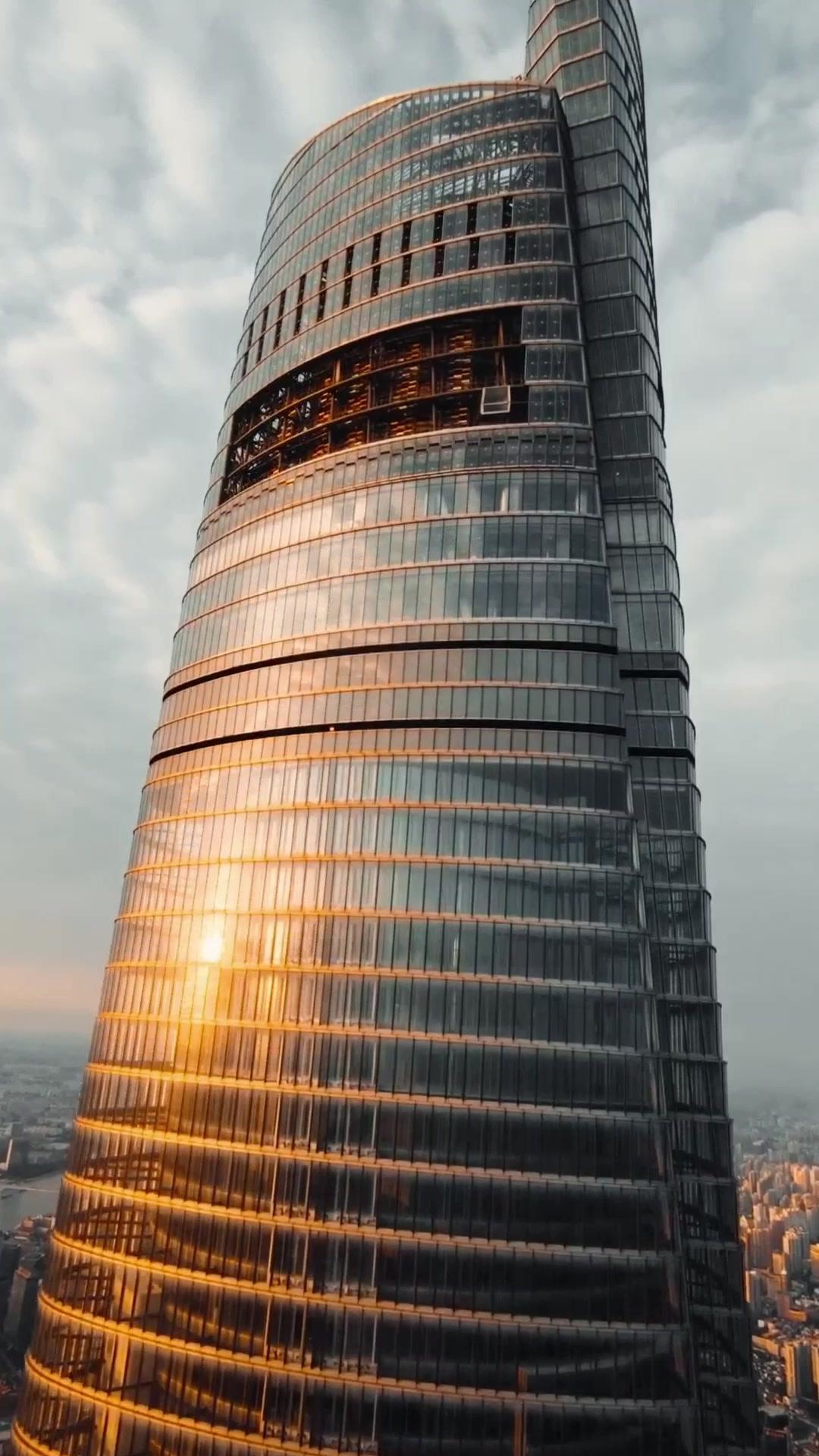 誘拐した貧乏男 実は御曹司だった！？