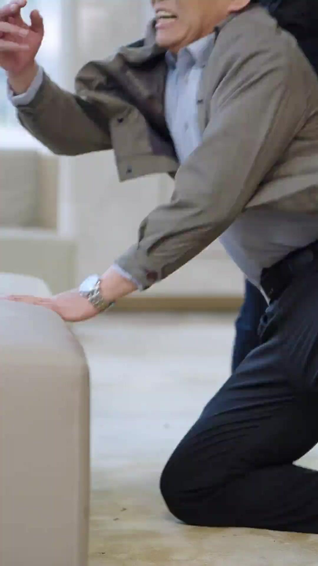 Bữa Tiệc Hé Lộ Sự Thật