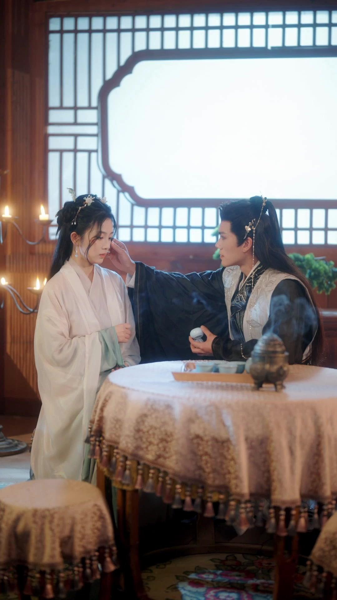 L'IVRESSE DE LA COURONNE