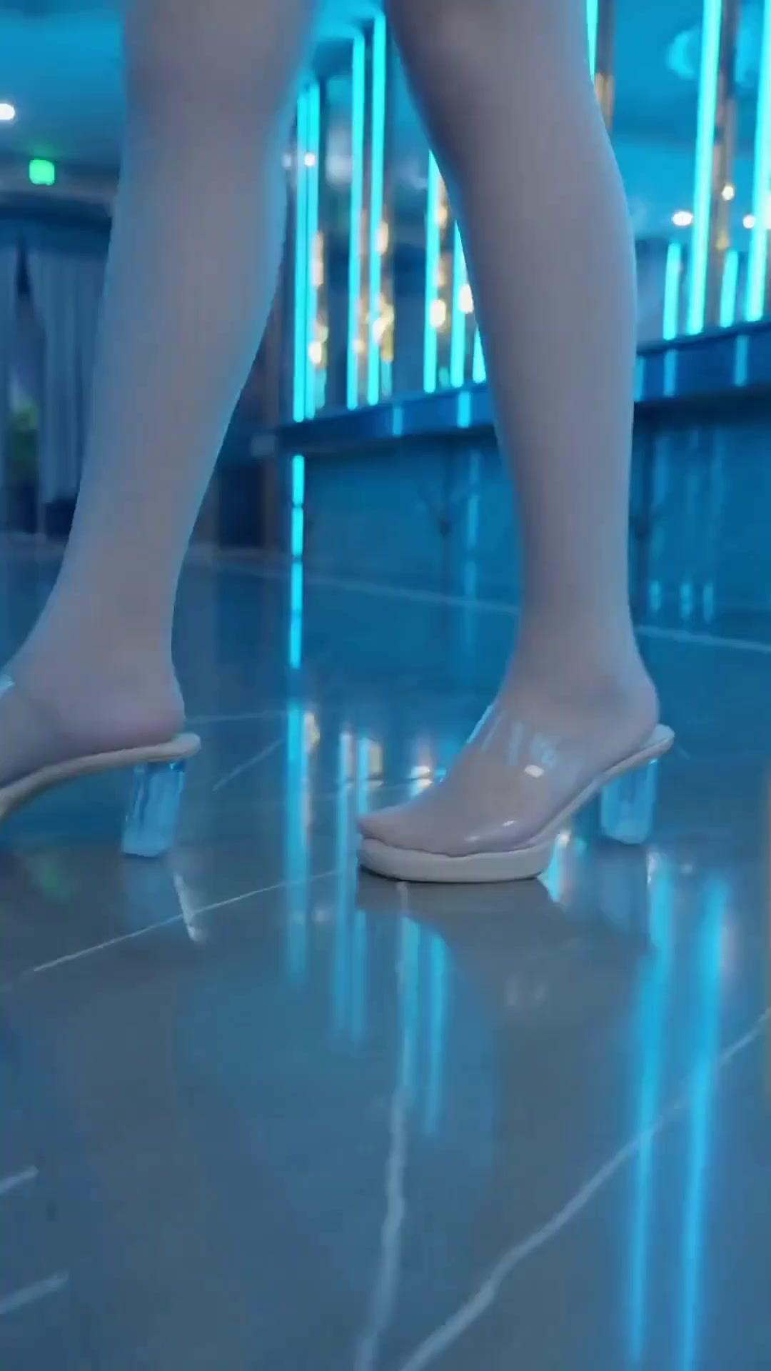 (Dublajlı) Para Kadınlara Harcanır