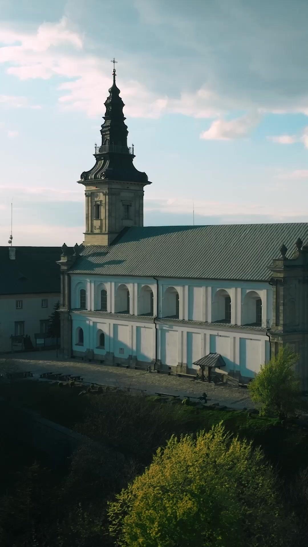 Golden Feather: Temptation Game