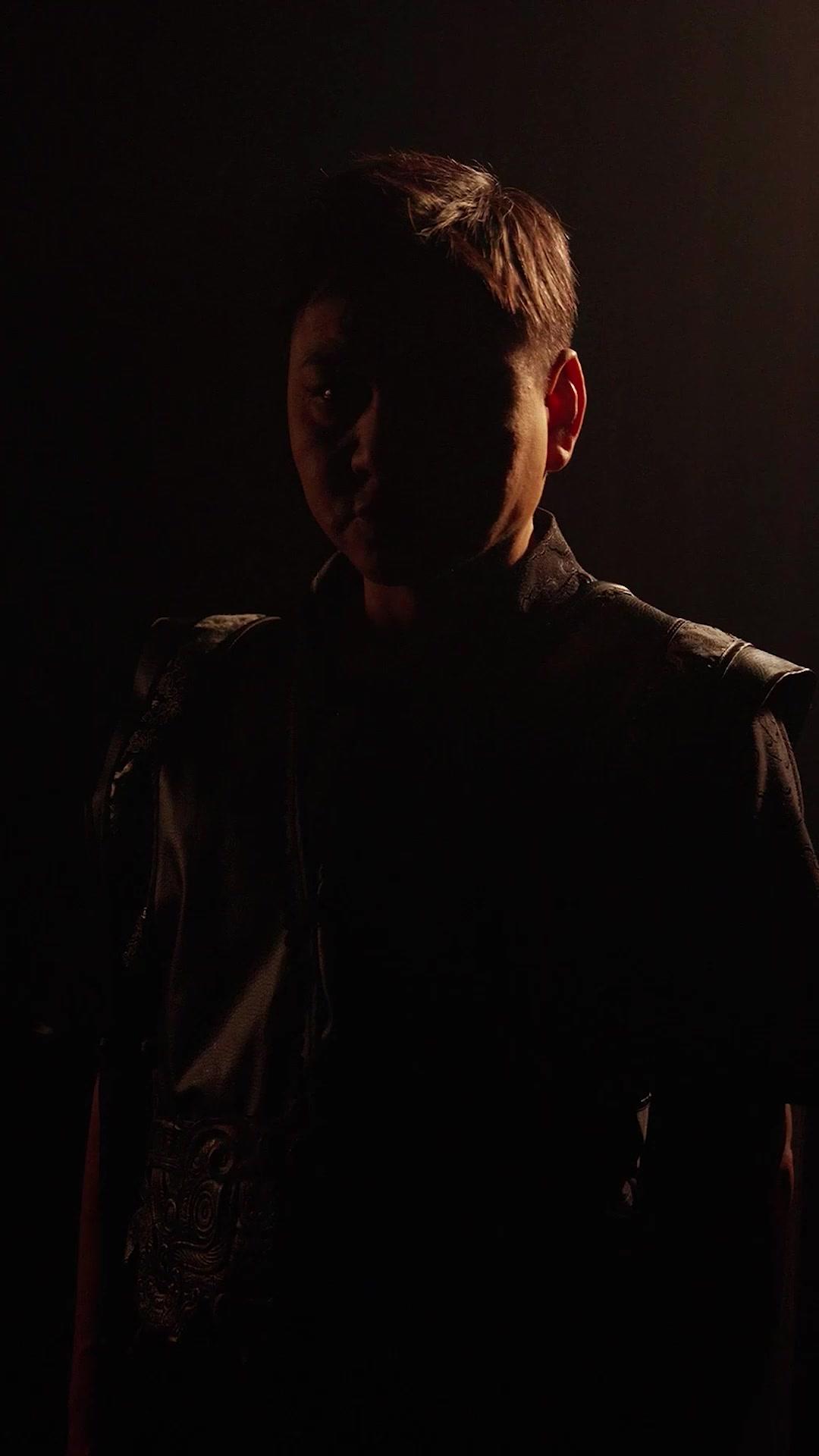  Satpam Yang Punya 3 Tunangan Cantik 