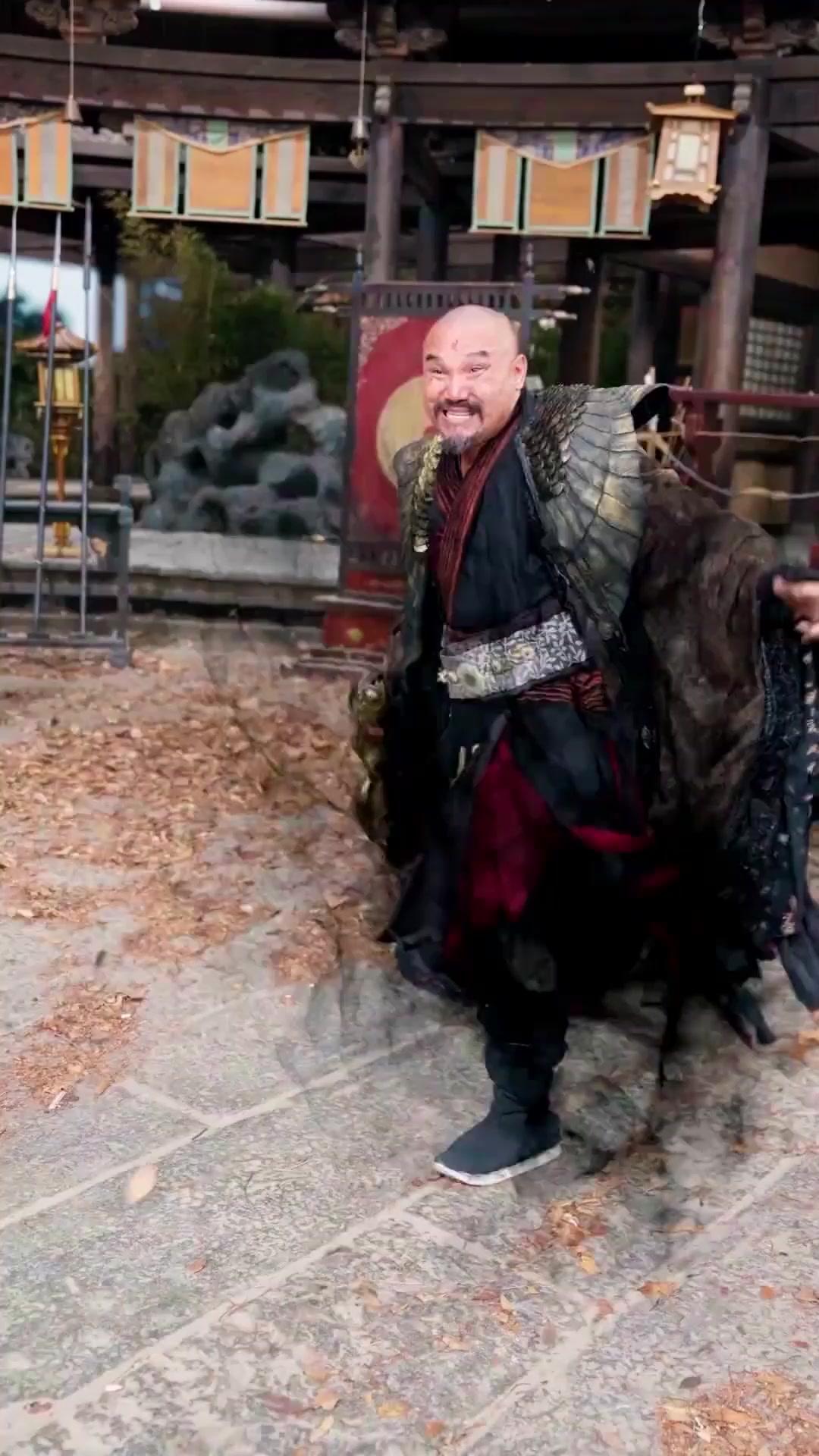 (Dubbed) Weak Nobody? True Swrodsman!