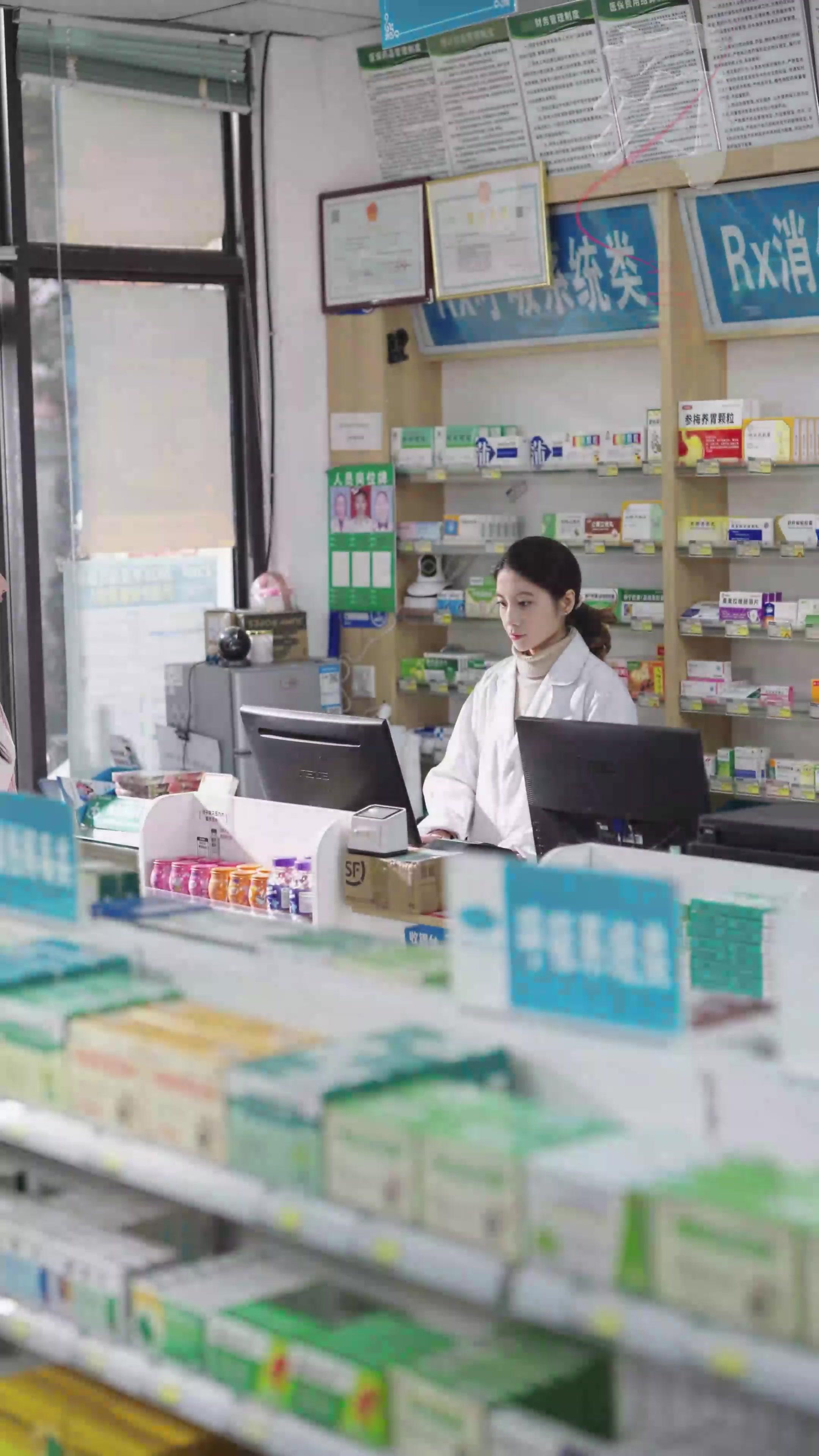 那夜意外後，暗戀對象變孩他爸