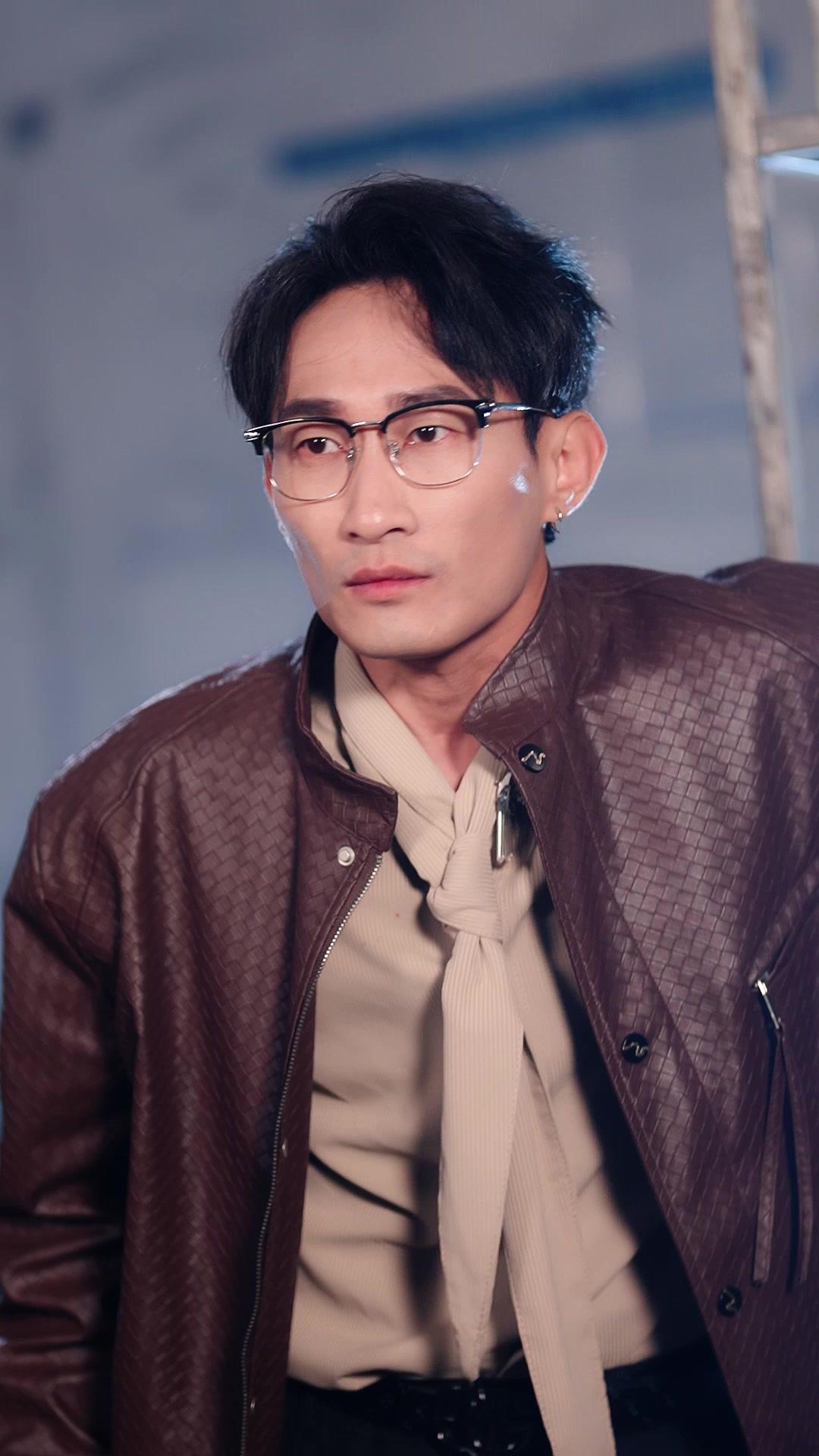 This Time, I'm Protecting My Bodyguard!