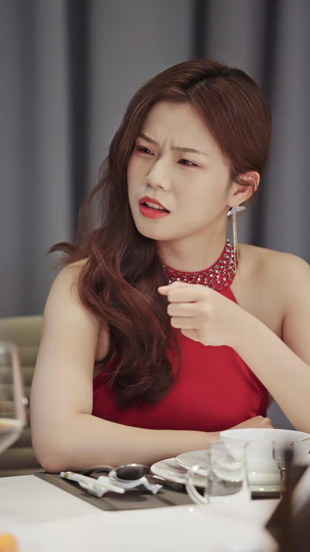 Cinta Petani Cantik dan Pilot Ulung