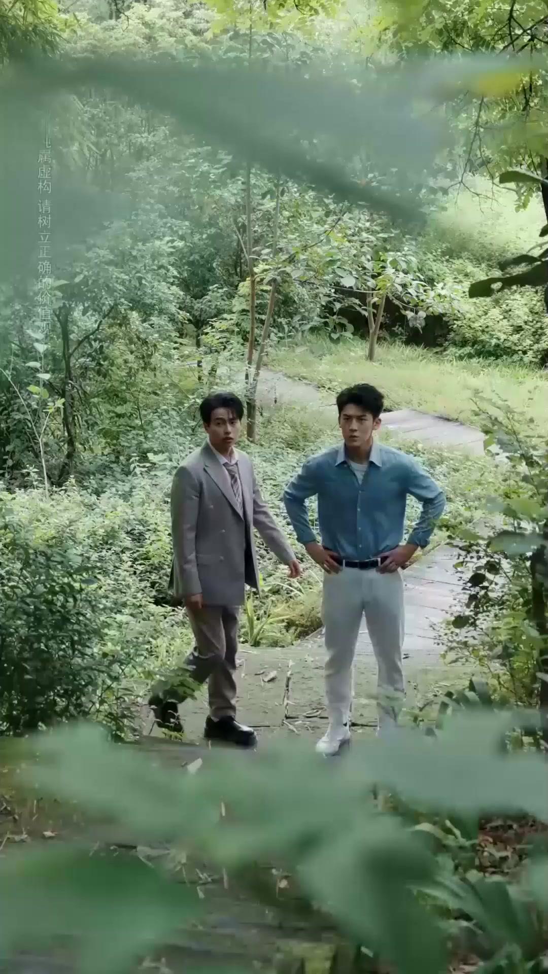 ENTRE TES BRAS, L'ÉTERNITÉ