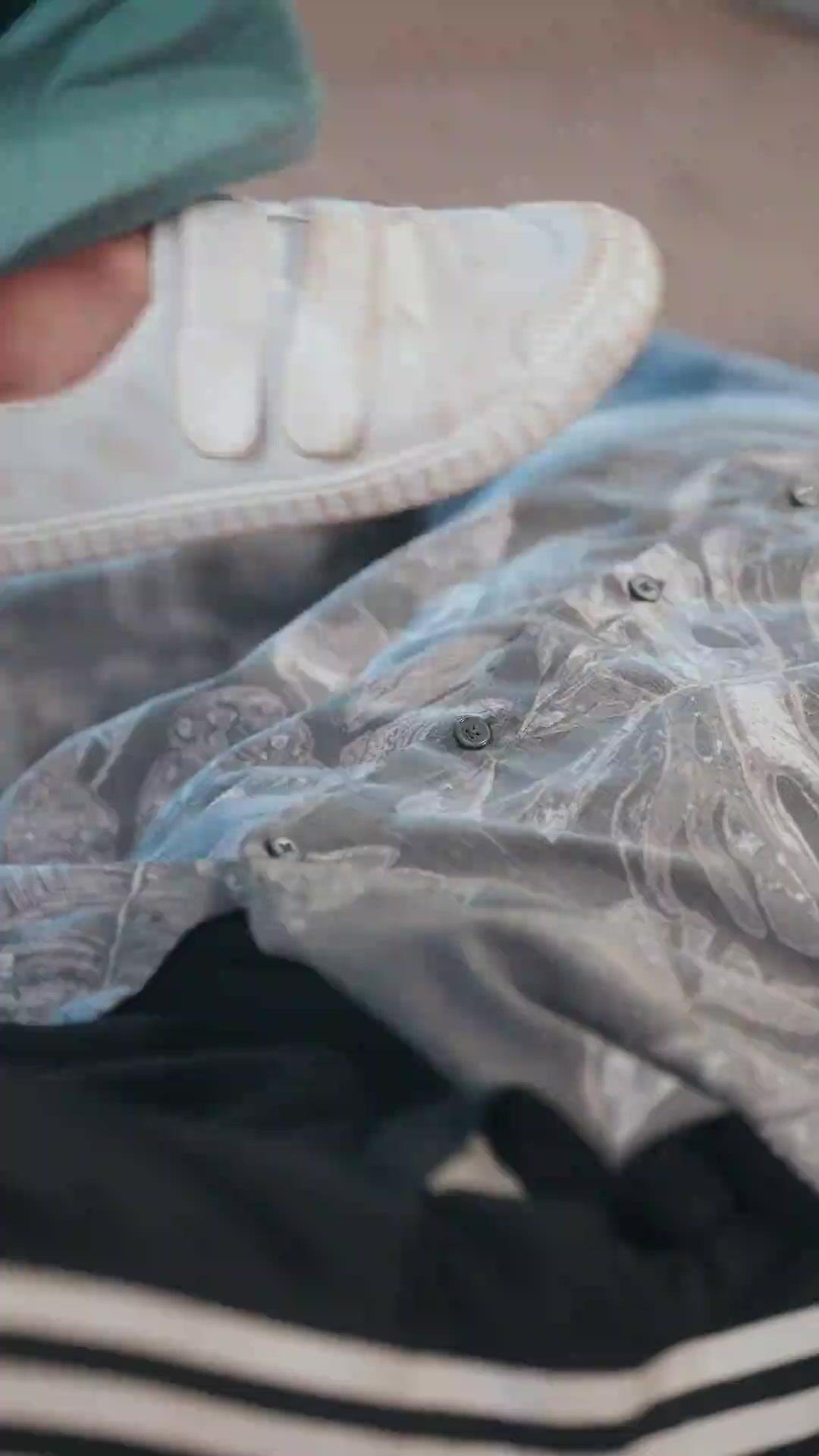 LE PDG ET SA PETITE GOUVERNANTE