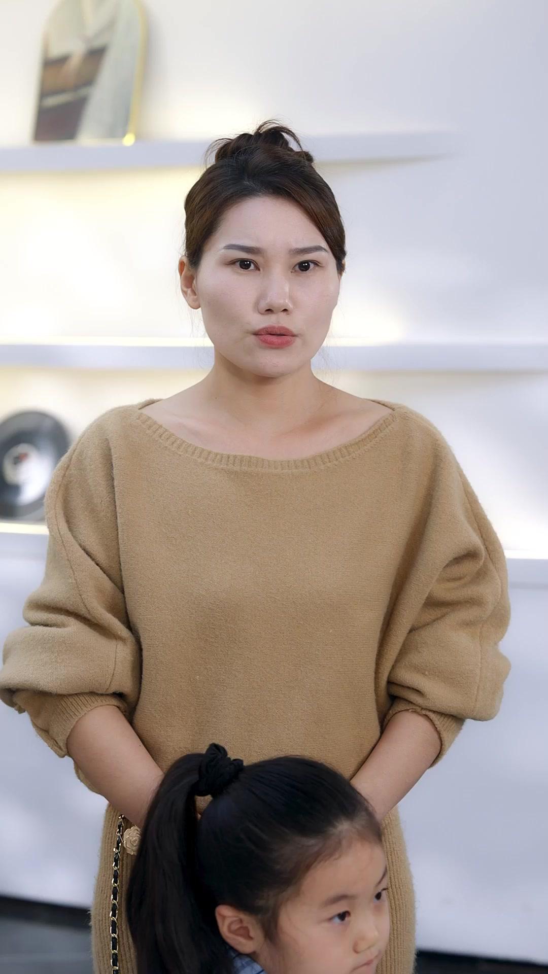 หน้ากากรักนักร้องสาว