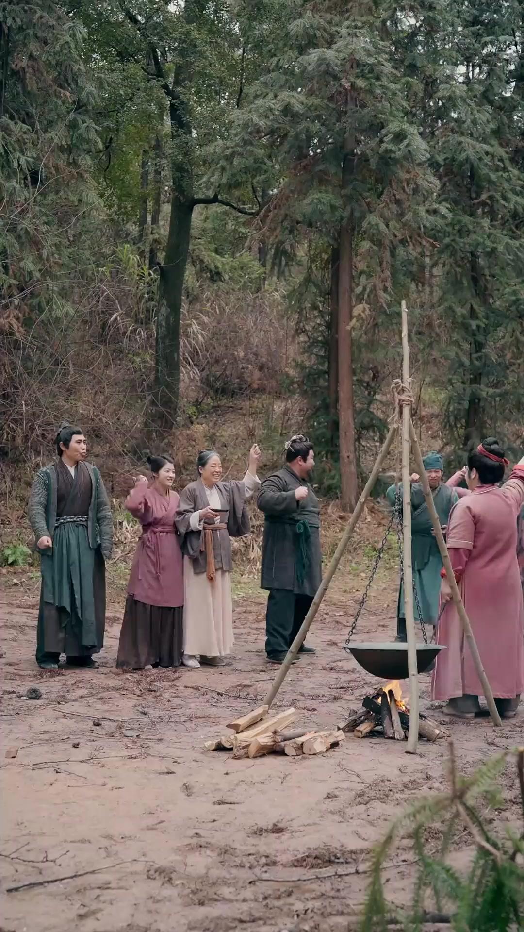 (พากย์เสียง)หัวหน้าค่ายภูเขาได้ผัวท่านอ๋อง