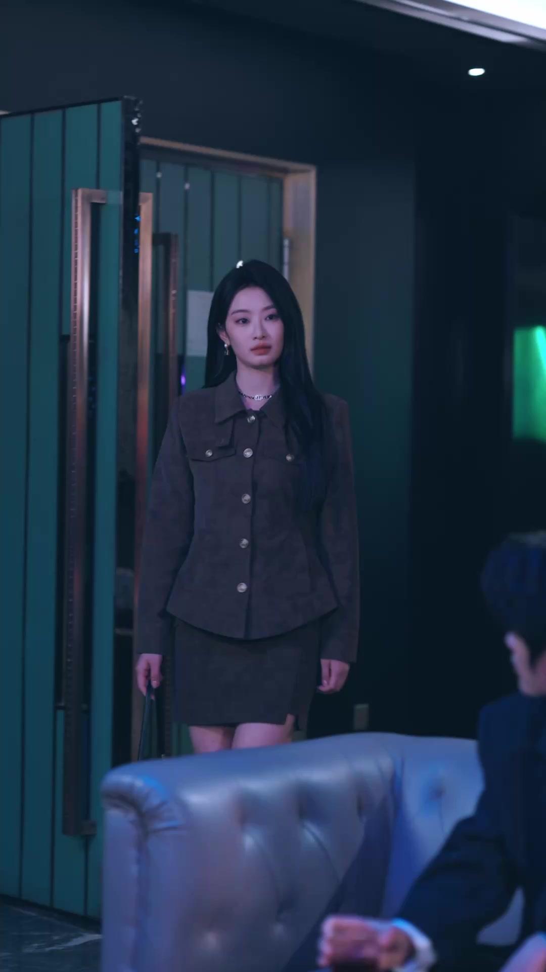 乖乖女的維和任務