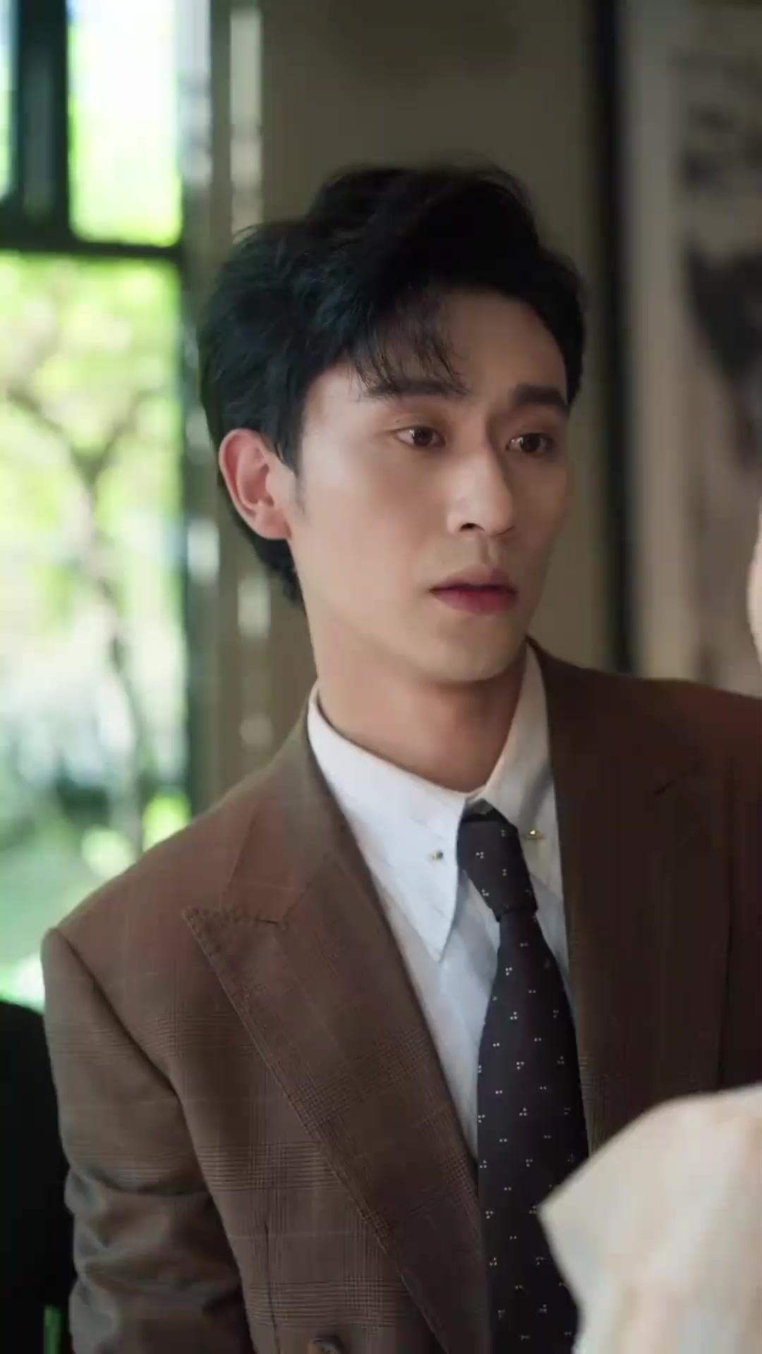 (Sulih suara) Cinta Membara Direktur Miliarder