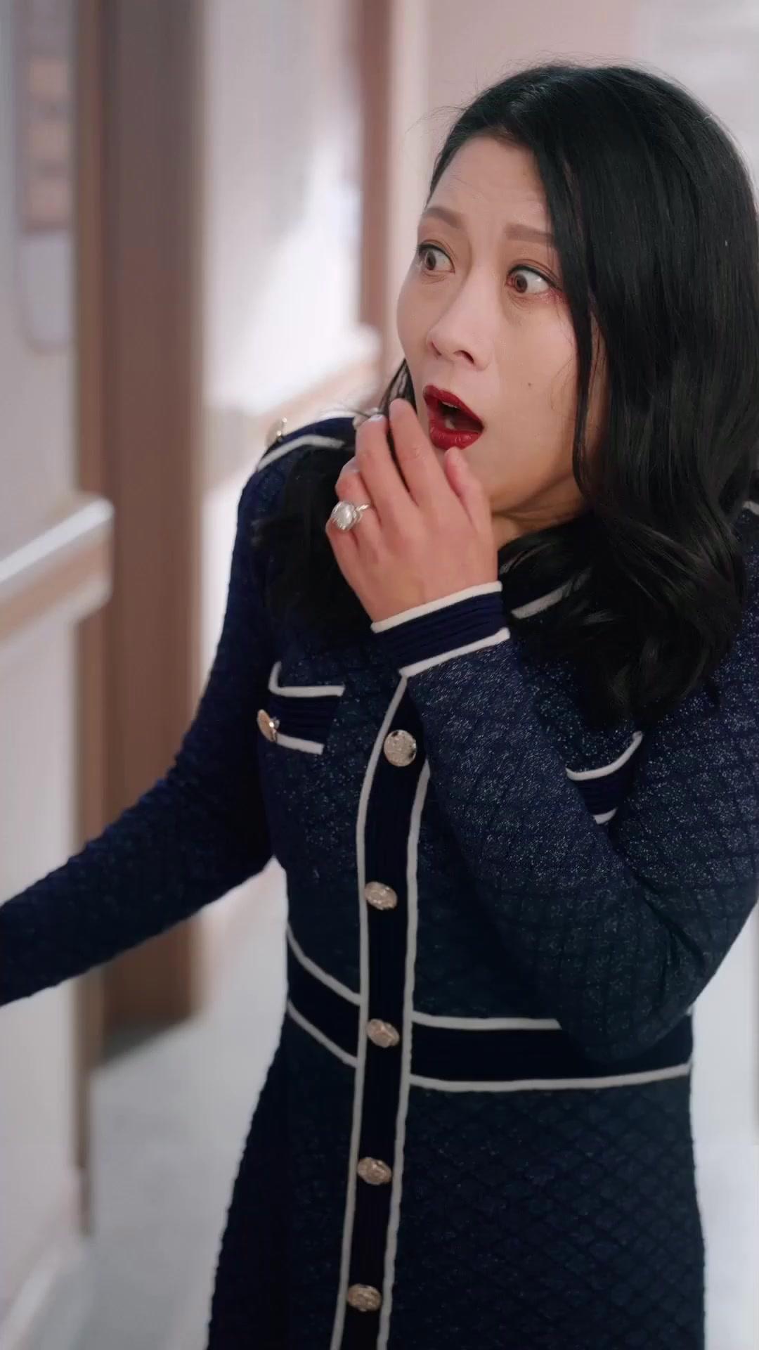 GENIE FILS, MÈRE MYSTÉRIEUSE