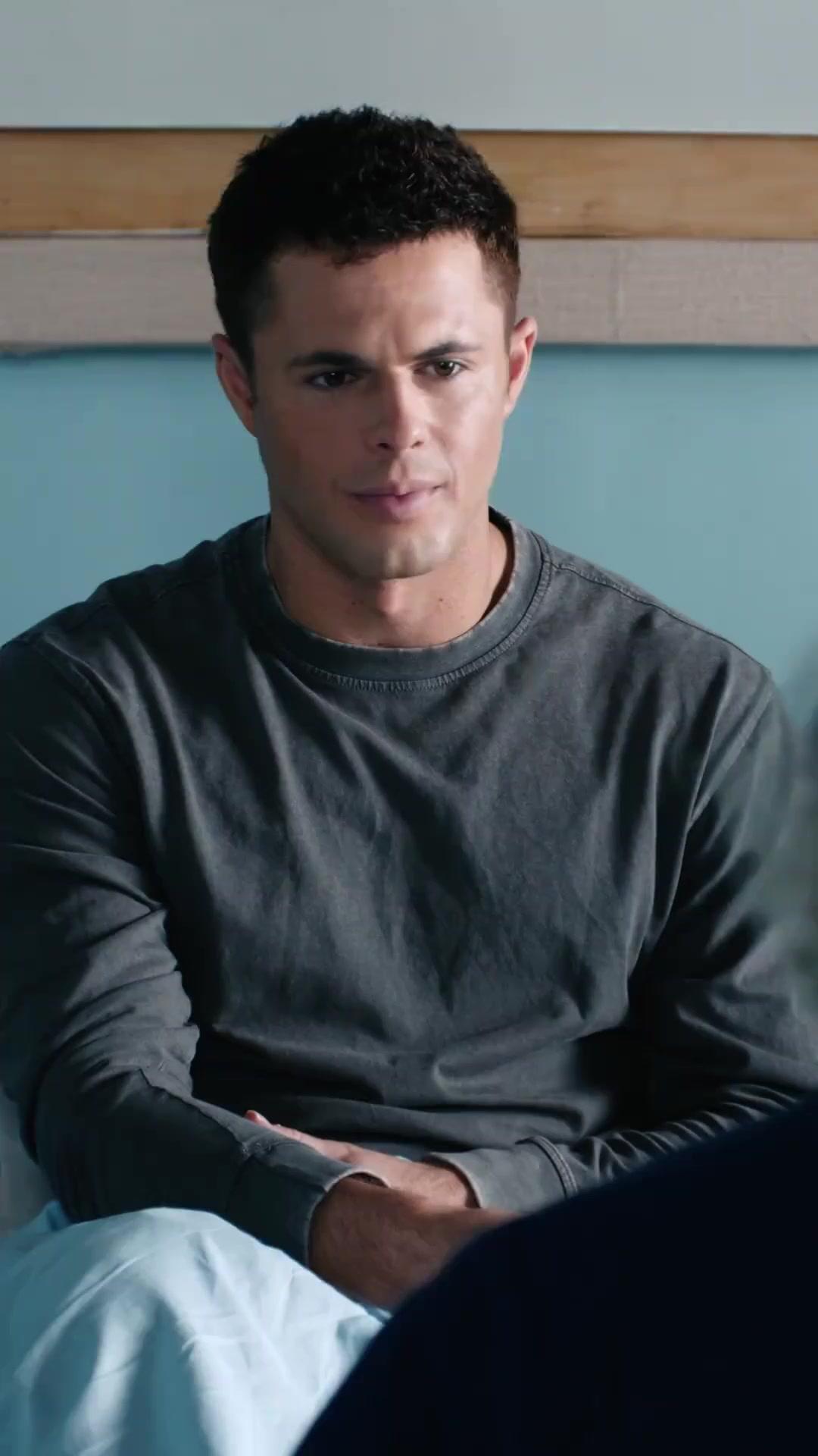 (Doblado) El dios regresó al juego