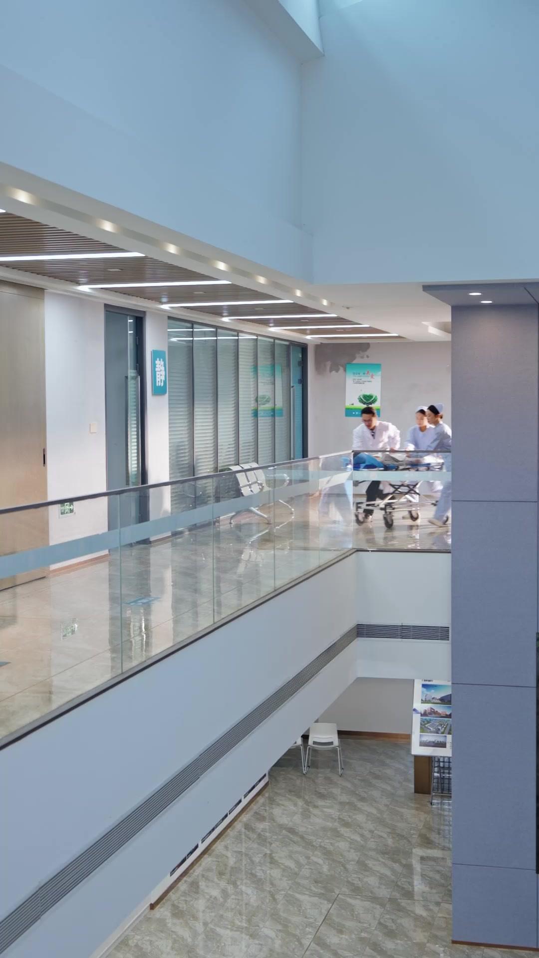 너의 몸에서 뛰는 내 심장 