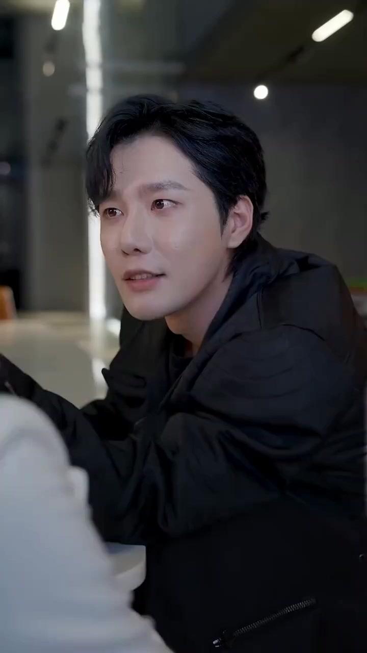 (Dubbed)Dumped, Rich, & 4 Beauties