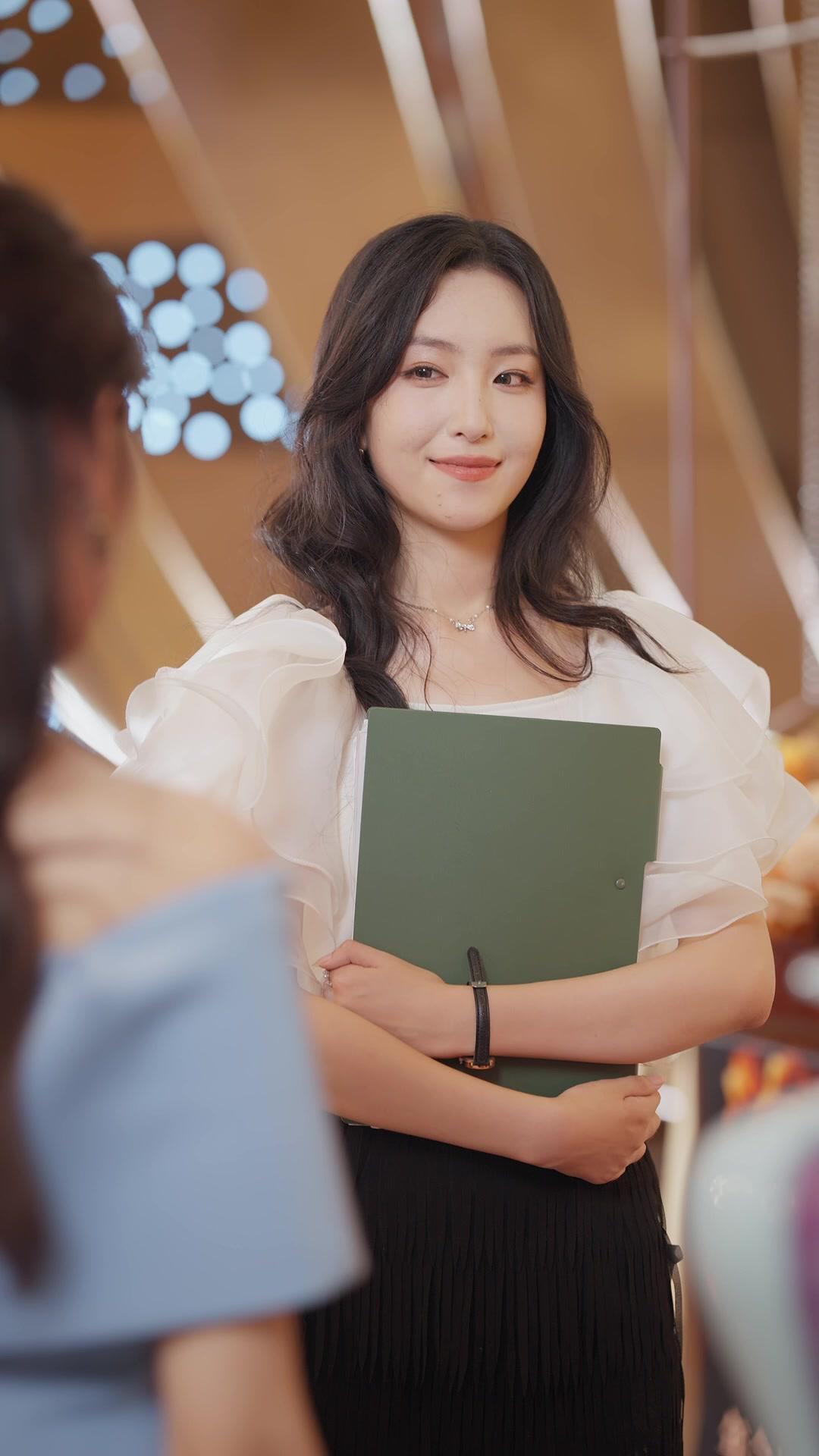 Suami Satpamku Itu Miliarder