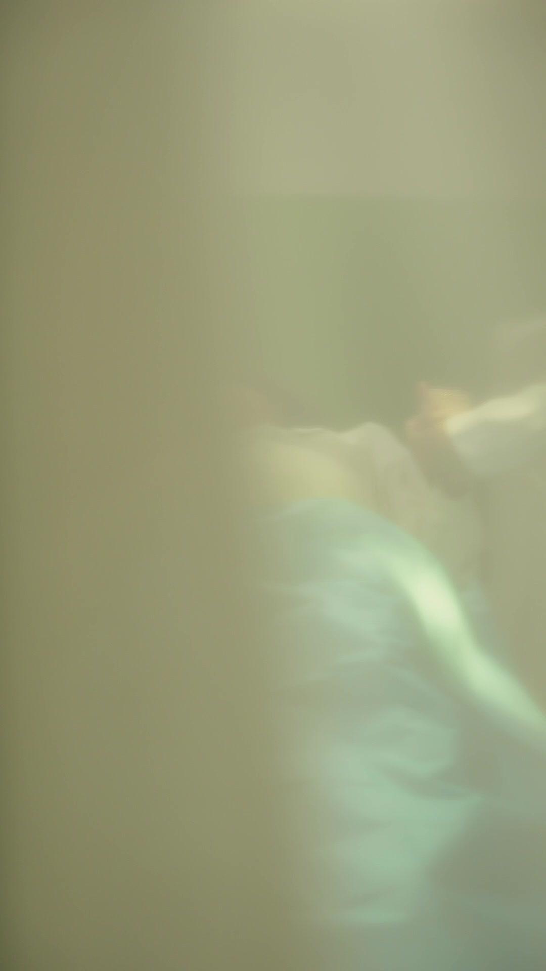 Mekar di Tengah Badai