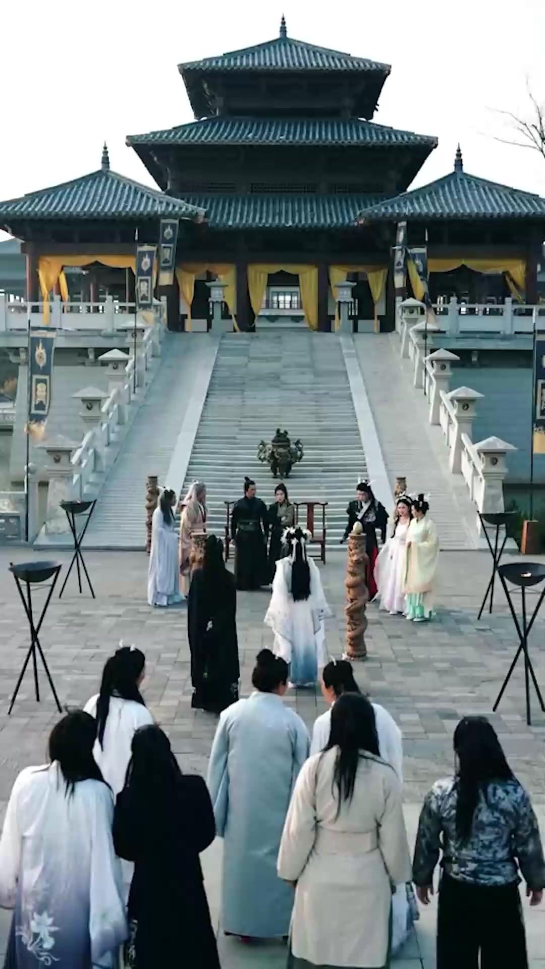 Anakku Naga Emas Yang Terhormat!