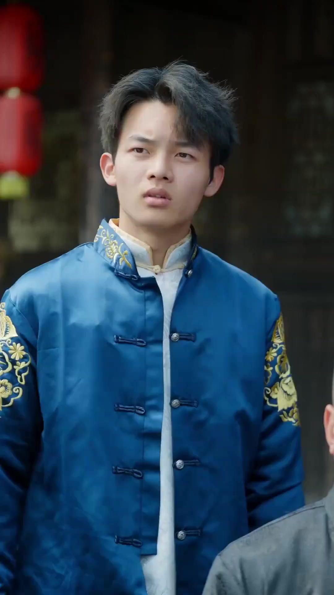 (Dubbed) A God in a Fool’s Flesh