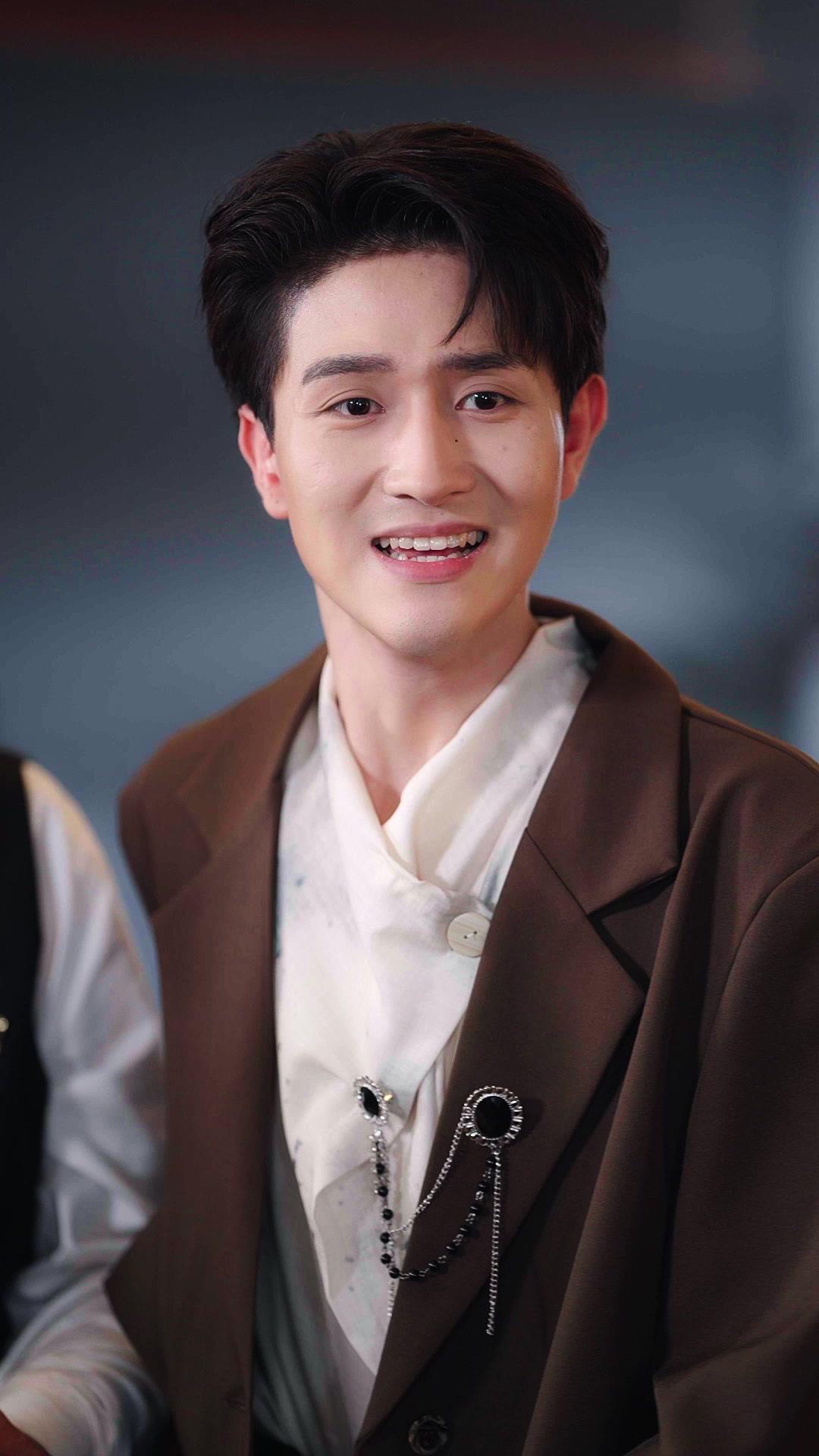 Billionaire! Beggar! Miracle Doctor! 