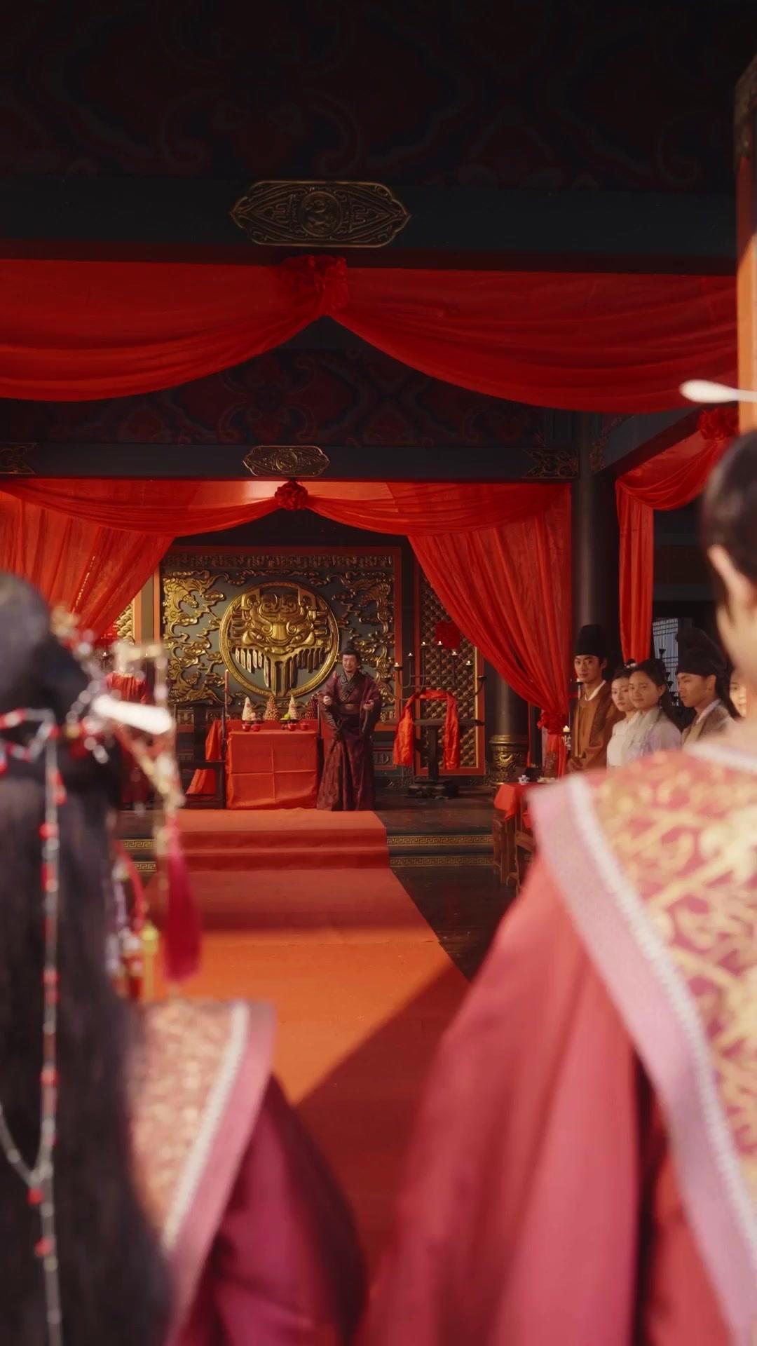 Kembalinya Ratu Phoenix