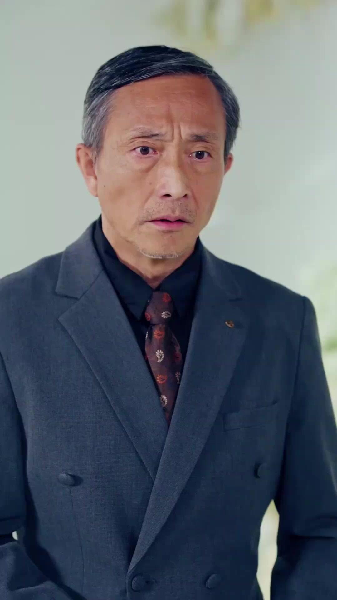 (Dubbed) She Roars Back