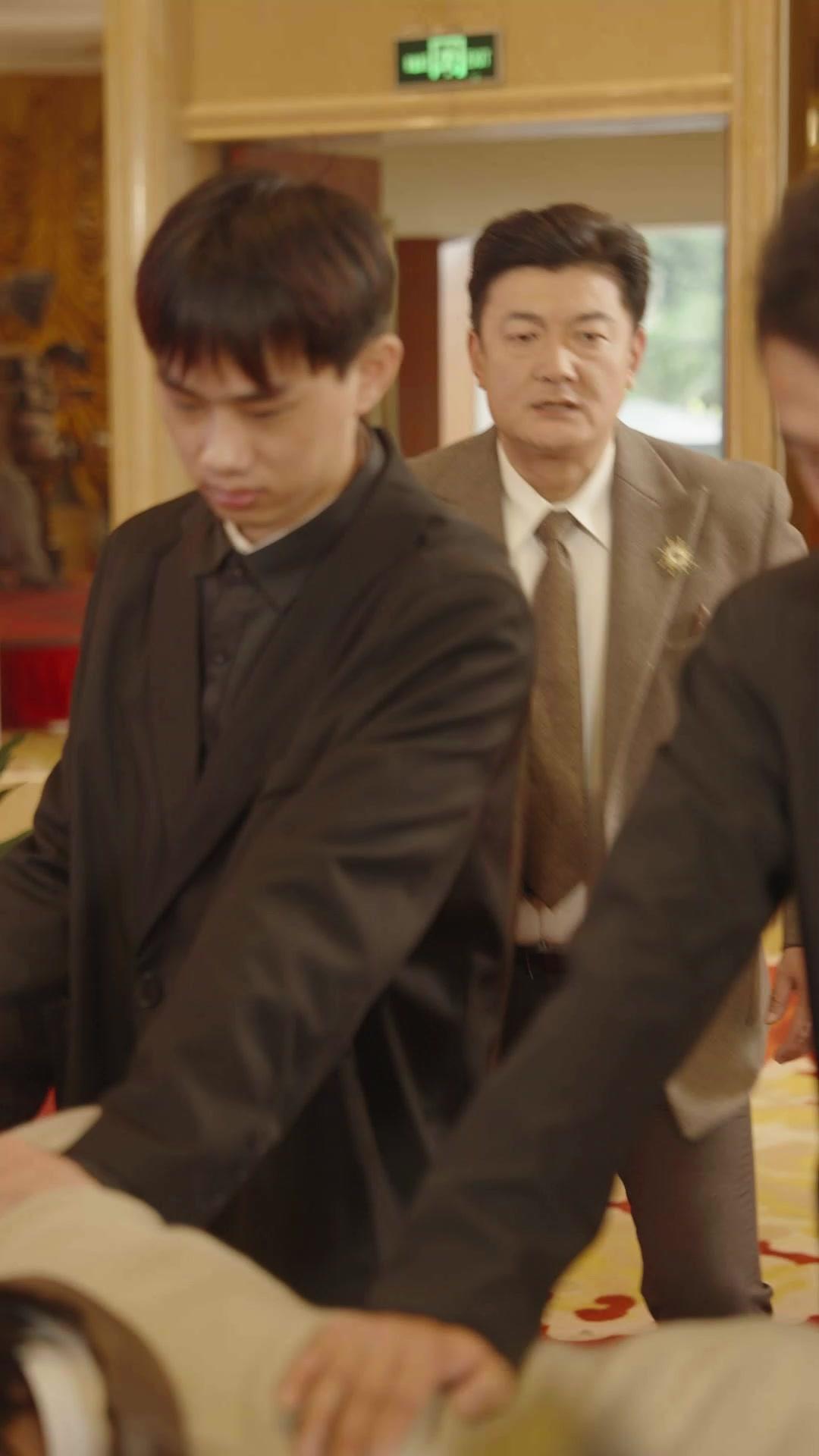 Anak Durhaka! Ayahmu ini Miliarder!