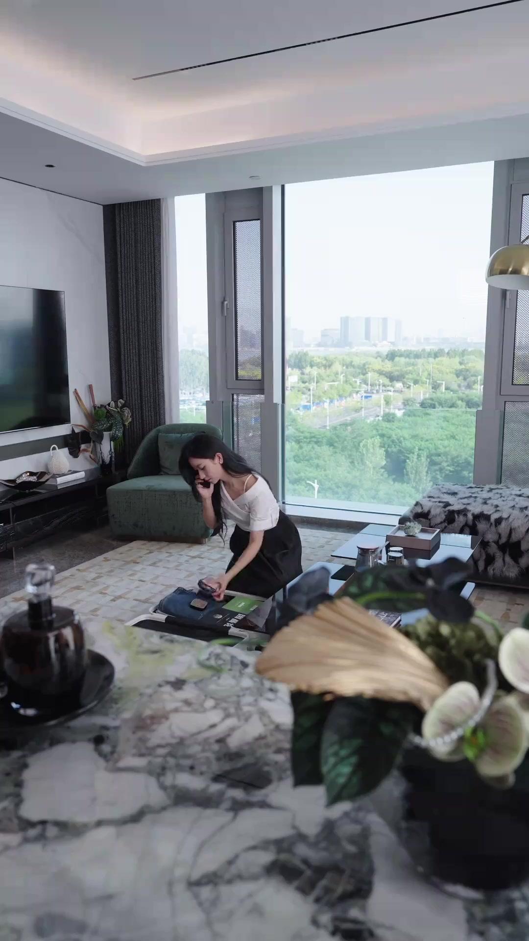 Bukan Untuk Dicintai