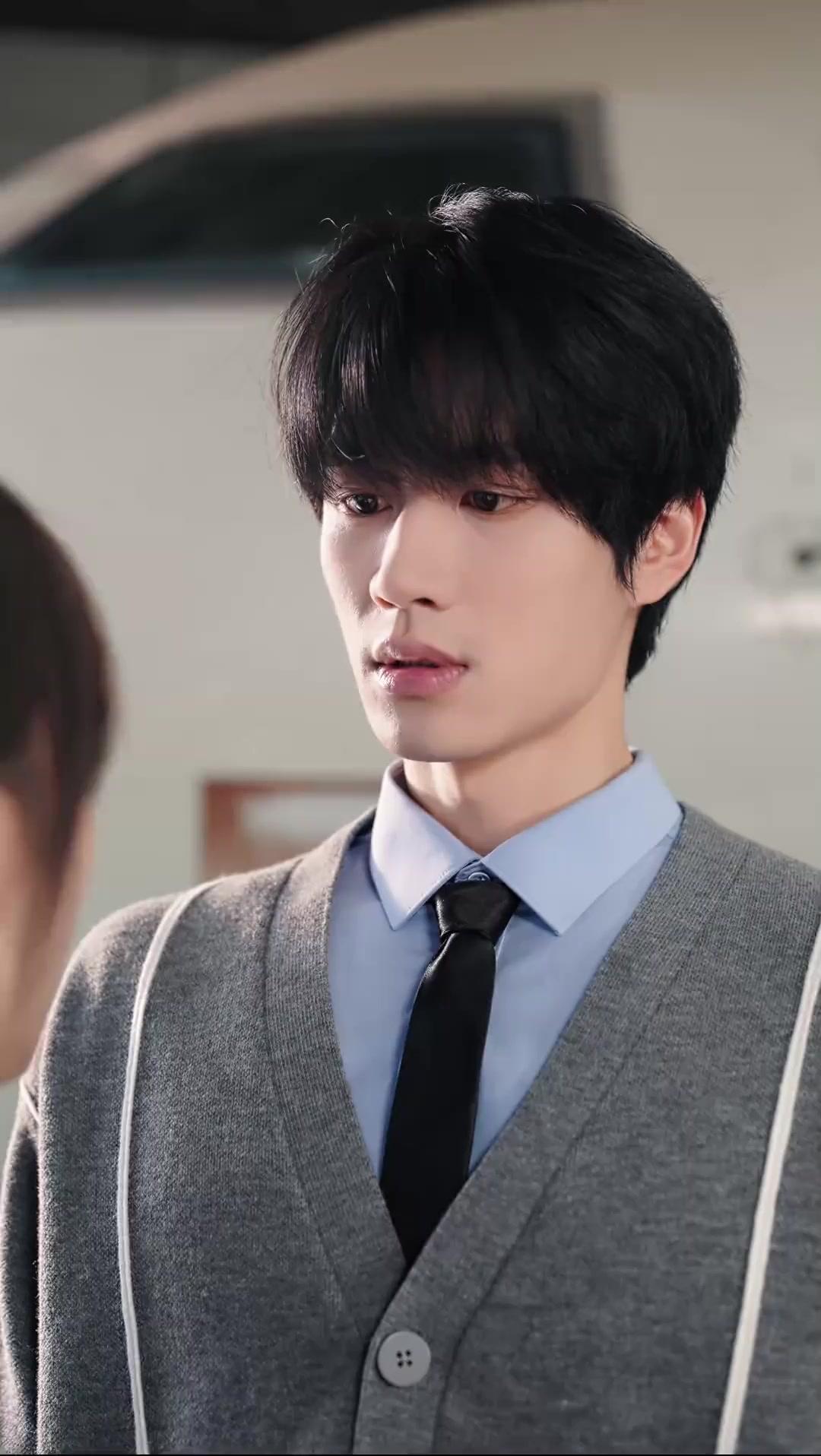 수학 천재 연하남은 내 거