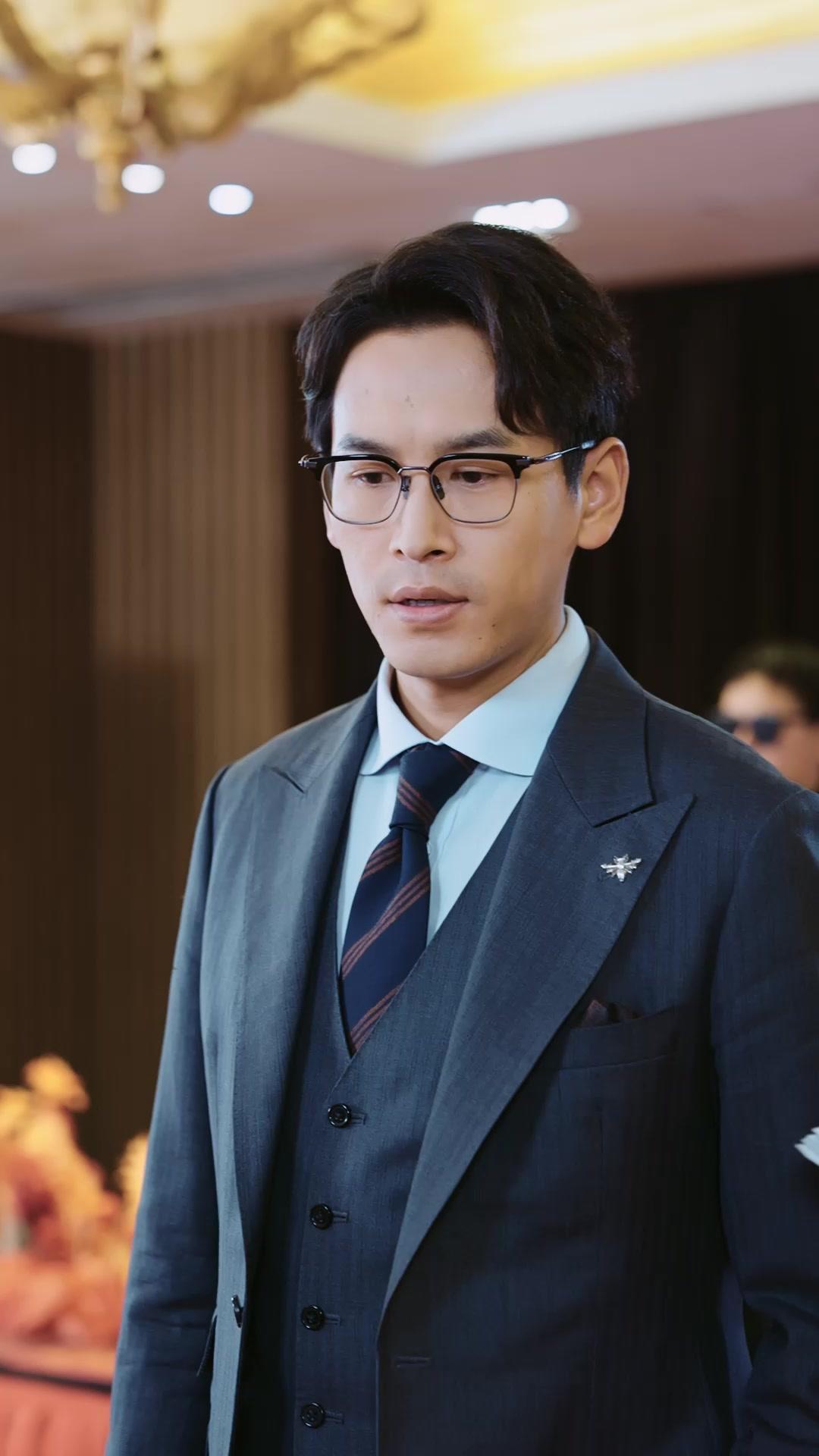 Suami Pengkhianat, Istri Bangkit