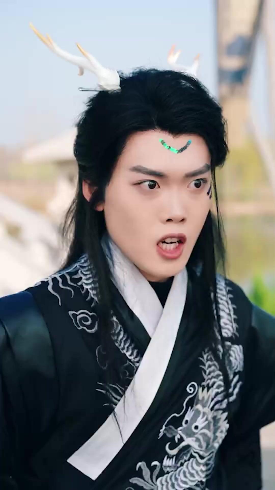 Anakku Naga Emas Yang Terhormat!